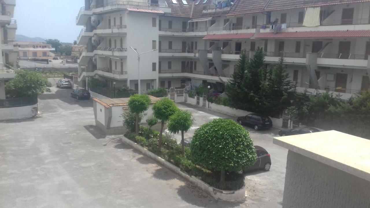 Appartamento Pitagora Scalea Esterno foto